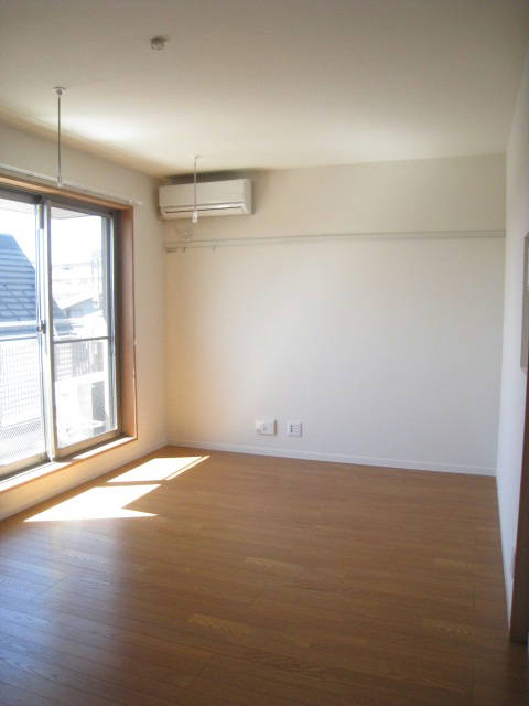 サンヒルズ光陽 301号-2