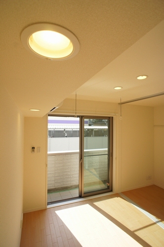 ガレリア 102号-4