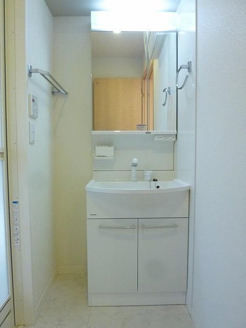 メゾン・デュ・ボヌールⅠ 201号-10