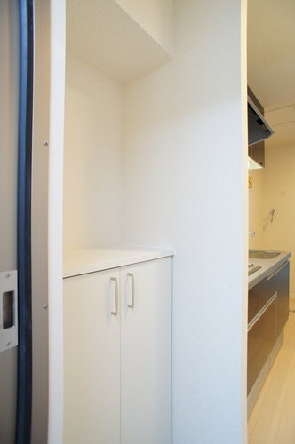 メゾン・プラッツ 201号-11