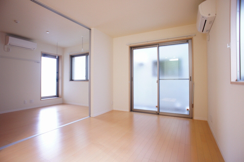 シャルム・ドマーニ 102号-2