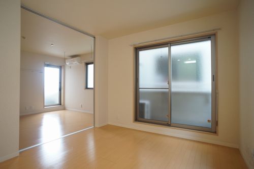 シャルム・ドマーニ 202号-8