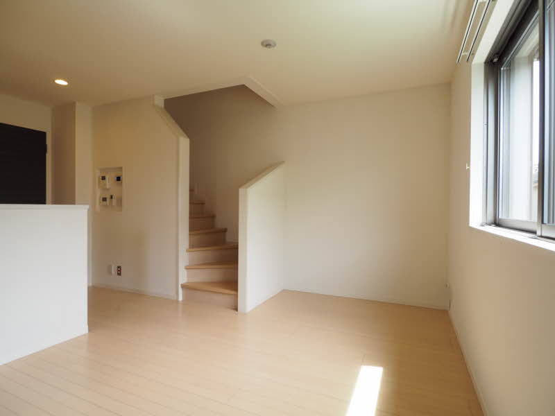 プレセア 208号-3