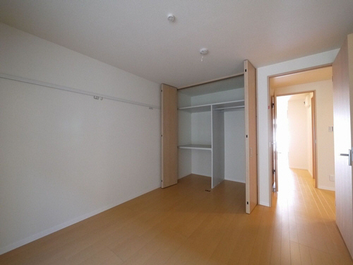 マーヴェラス柴崎 102号-2