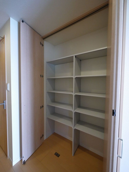 マーヴェラス柴崎 102号-8