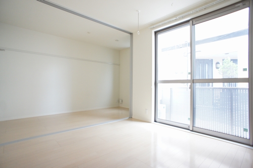 ディアコート赤塚 102号-2