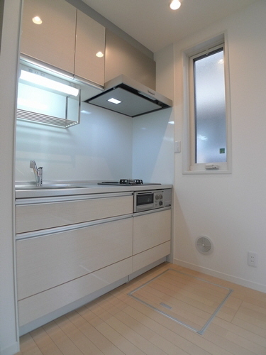 Ｊｅｕｎｅ　Ｆｏｒｅｔ 102号-5