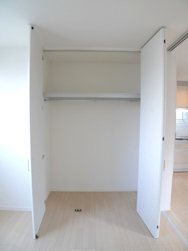 Ｊｅｕｎｅ　Ｆｏｒｅｔ 102号-8