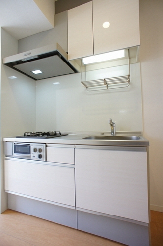 コモド・キキ 104号-4