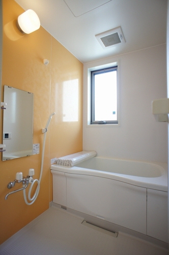 コモド・キキ 104号-5