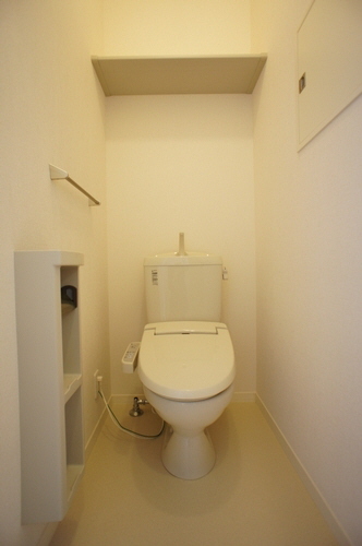 コモド・キキ 104号-7