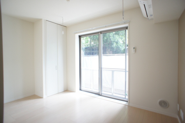 シャルマン泉町 103号-2