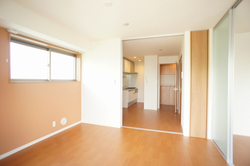 ピュアホワイト 302号-2