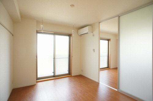 ピュアホワイト 302号-6