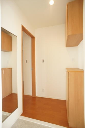 ピュアホワイト 302号-11