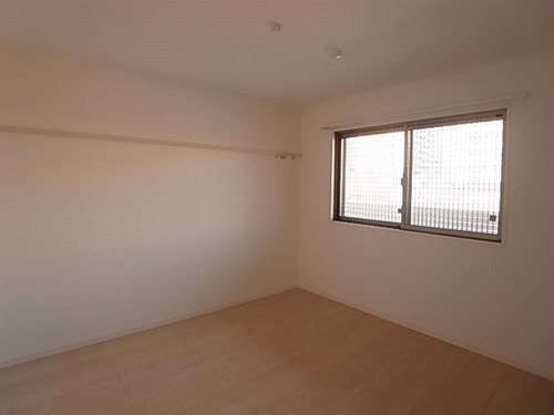 Ｂｌａｎｃｈｅｎｅｉｇｅ　Ｂ 303号-5