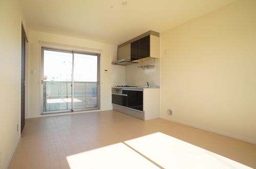 シャーメゾン　ソレイユ 302号-3