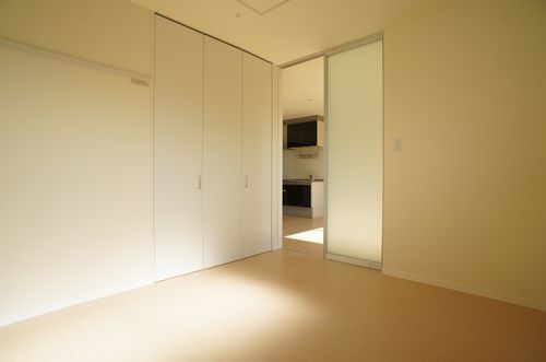 シャーメゾン　ソレイユ 302号-5