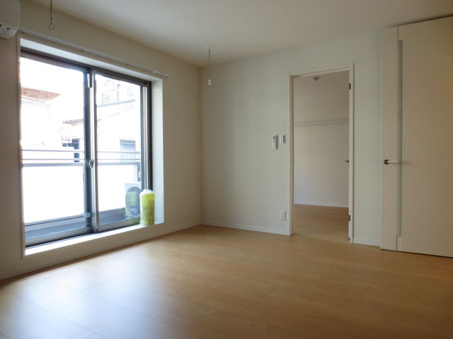 ロメリアズ 302号-9