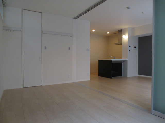 ロメリアズ 305号-11