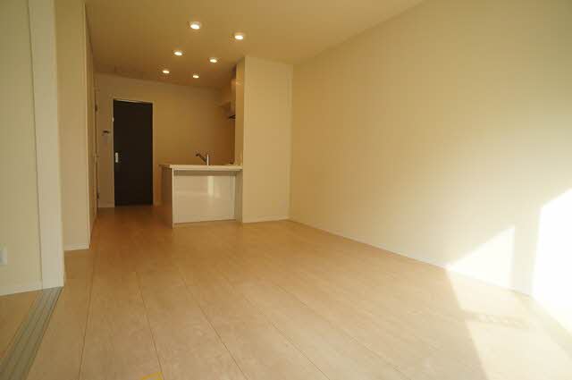 Karin Court 205号-2