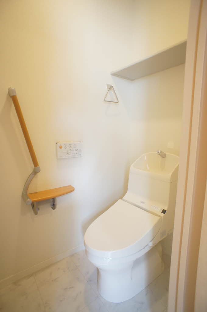 シャーメゾン　コルヌイエ 103号-11