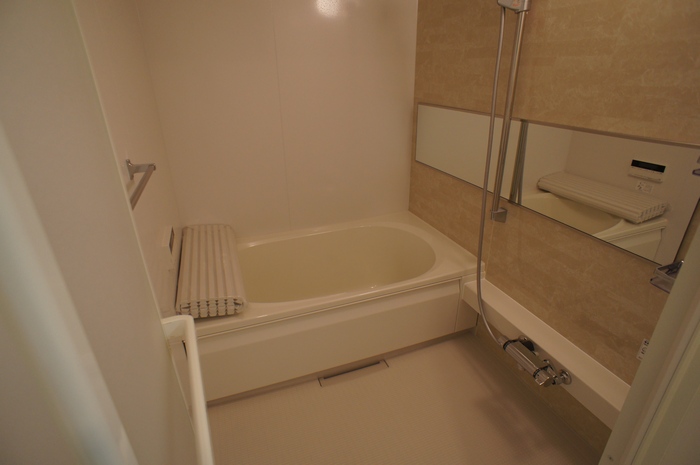 ラ・ルーチェ 203号-8