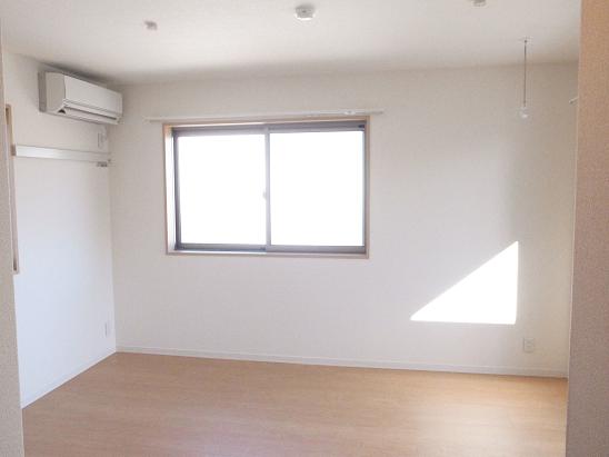 ロシェ落合南長崎 303号-2