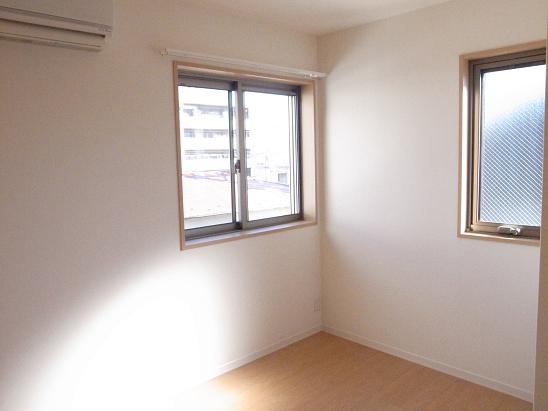 ロシェ落合南長崎 303号-7