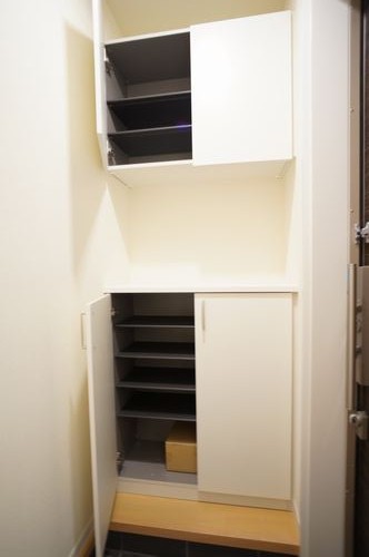 フローラ梅里 102号-9