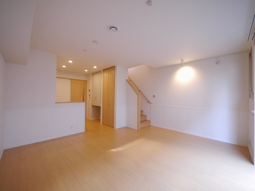 ヴィラーチェ桜台 102号-8