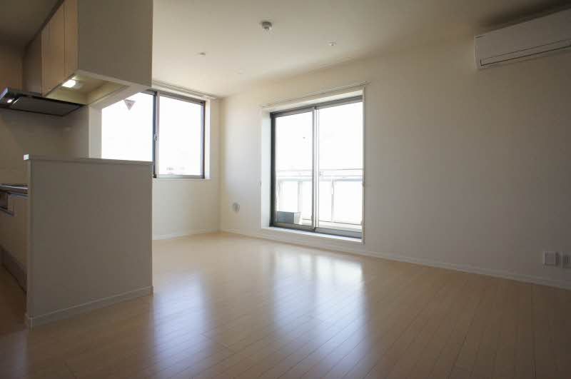 アクシア 303号-2