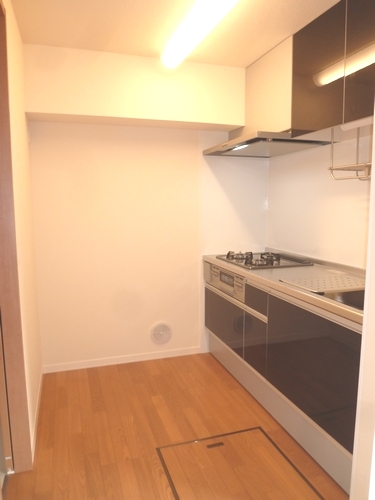 メゾン天萌・小柳 101号-3