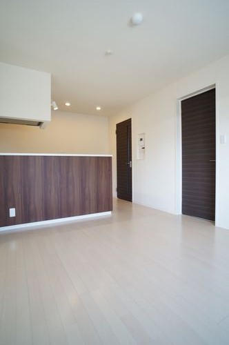 ヴィラデルソル高円寺北 303号-3