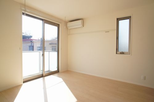 シャーメゾン　エクシードⅡ 201号-4