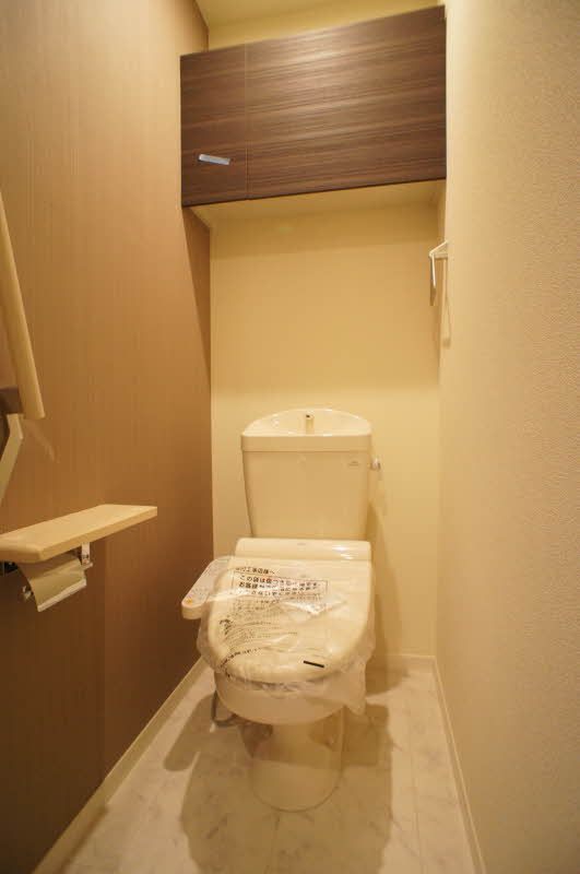 ヴォーヌング平町1 302号-9