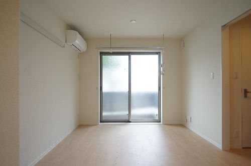 メゾン　モンドール 102号-2