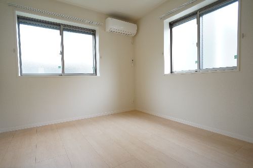 メゾン　モンドール 102号-5