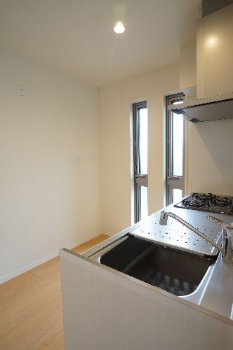 メゾン　モンドール 301号-4