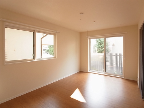 Laurier South 101号-2