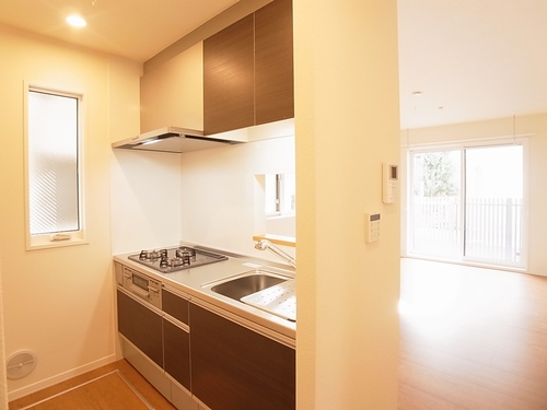 Laurier South 101号-4