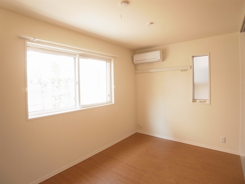 Laurier South 101号-6