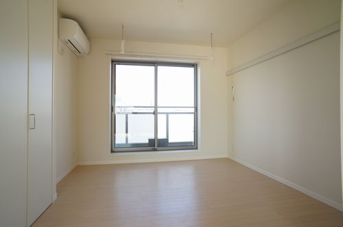 ＬＵＭＩＮＯＵＳ立石 302号-5