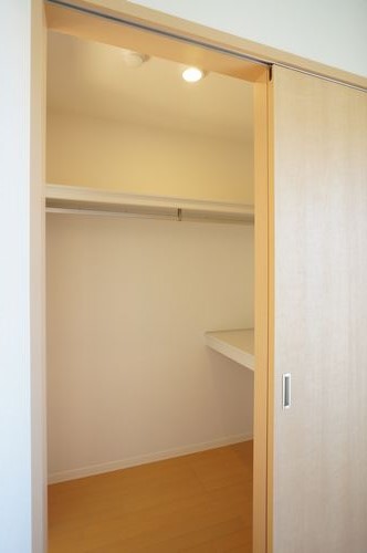ラヴィエール中落合 401号-4