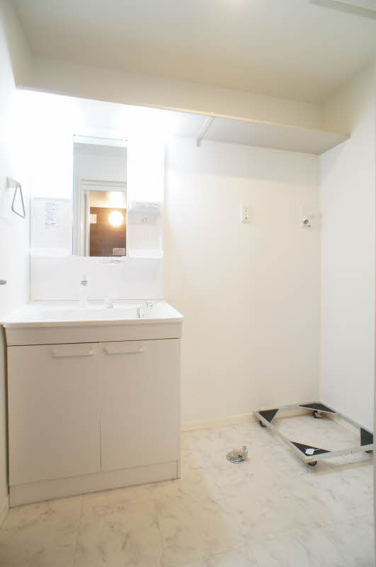 クレストコート　ミライ 101号-8