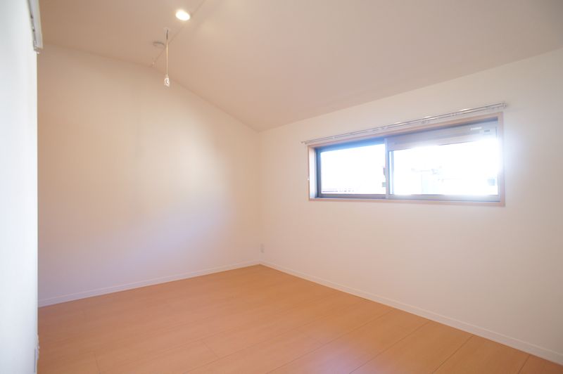 クレスト多摩 202号-6