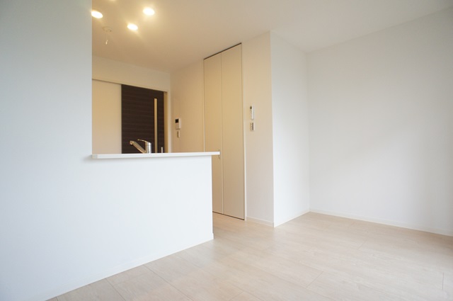 メゾンド・モンターニュ 105号-3