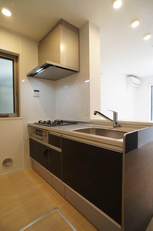 メゾン・ボヌール 102号-3