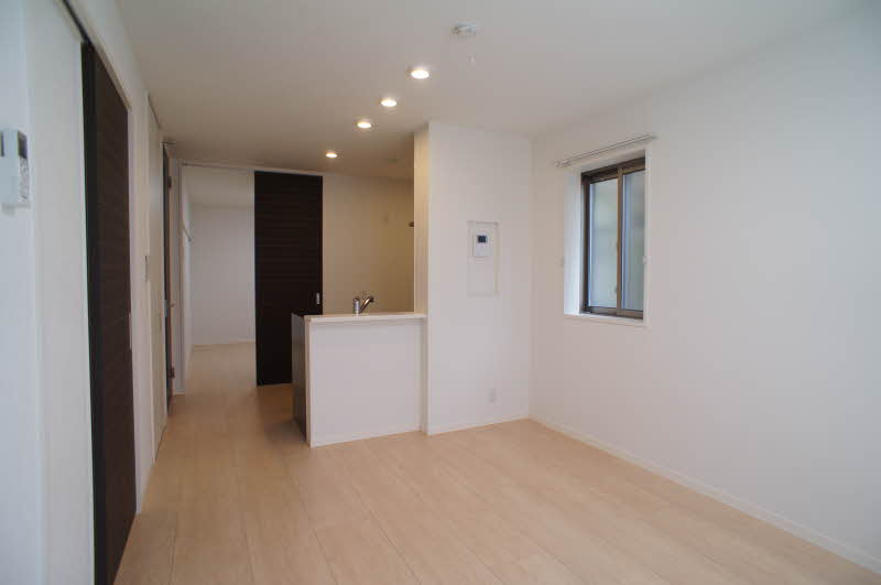 メゾン・ボヌール 102号-5