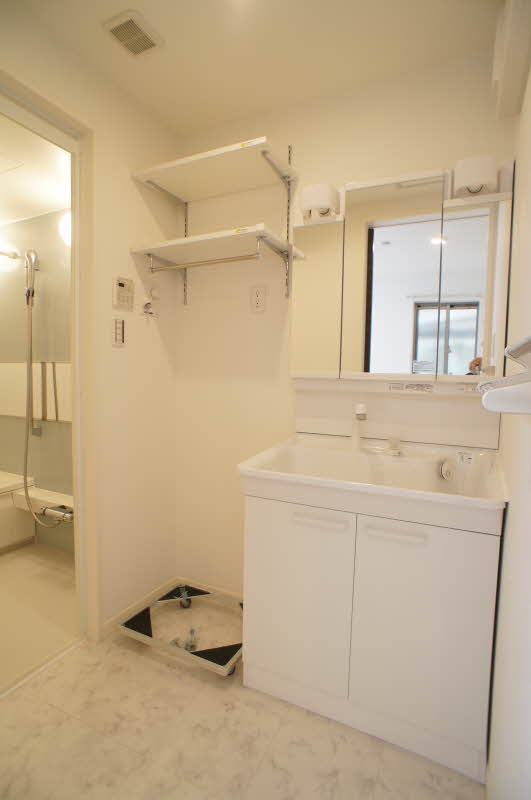 メゾン・ボヌール 102号-6